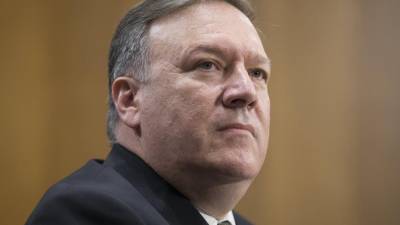 Senado dos EUA confirma Mike Pompeo como novo secretário de Estado