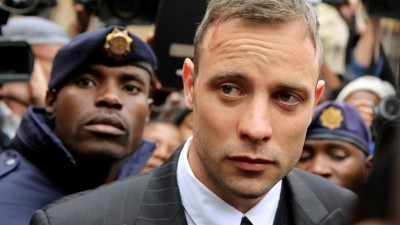 Sentença de Oscar Pistorius agravada de seis para 13 anos de prisão