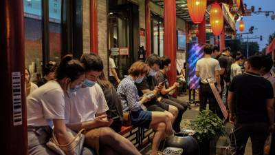 Serviços têm forte recuperação na China após levantamento de restrições