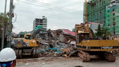 Sete mortos em colapso de prédio no Camboja