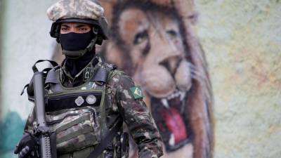 Sete suspeitos de roubo a multibancos morrem em confronto com a polícia no Brasil