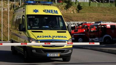 Sindicato contra decisão do INEM de pôr técnicos a desinfectar ambulâncias