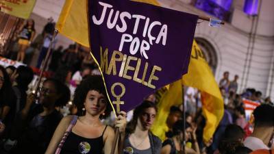 Sindicatos de polícia acusam Bolsonaro de tentar interferir na investigação à morte de vereadora