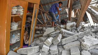 Sismo de magnitude 6,4 atinge ilha indonésia de Lombok