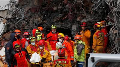 Sismo em Taiwan faz pelo menos quatro mortos e 145 desaparecidos