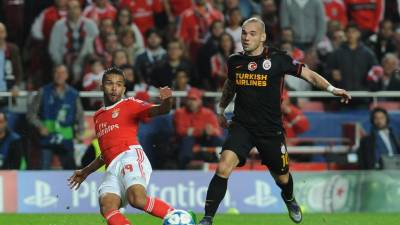 Sneijder assume problemas com o álcool