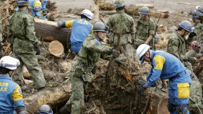Sobe para 15 mortos e seis desaparecidos número de vítimas de inundações no Japão