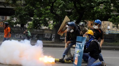 Sobe para 55 o número oficial de mortos nos protestos na Venezuela