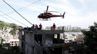 Sobe para cinco o número de mortos em desabamento no Rio de Janeiro