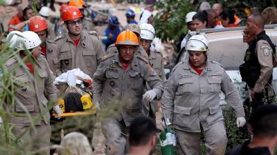 Sobe para sete o número de mortos devido ao desabamento de edifícios no Brasil