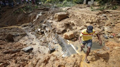 Sri Lanka conta já 193 mortos e 600 mil desalojados por chuvas torrenciais