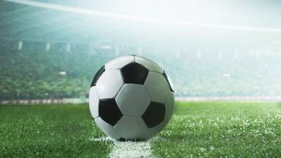 Supertaça entre Benfica e Sporting em foco nos assuntos deste domingo