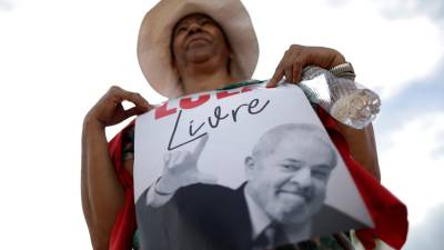 Supremo Tribunal do Brasil  adia julgamento e impede Lula de ser preso até ao veredicto final