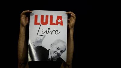 Supremo Tribunal Federal do Brasil nega recurso contra prisão de Lula da Silva