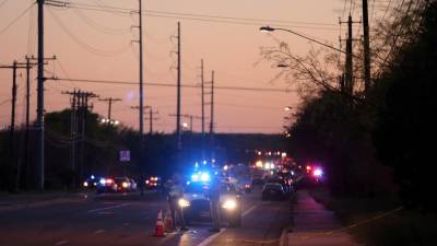 Suspeito de ataques bombistas no Texas morre após detonar explosivo