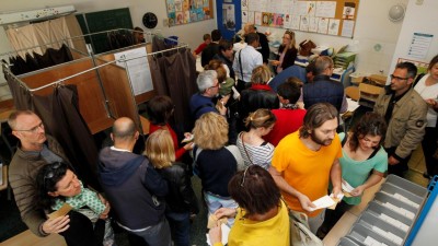 Taxa de participação nas eleições francesas era de 69% às 17h00 locais