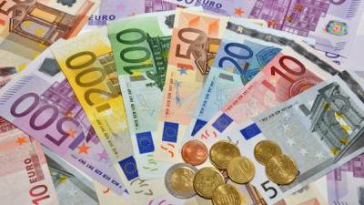 Taxa de poupança das famílias desce para 5,9%