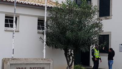 Tentaram assaltar o Tribunal do Porto Santo durante a noite