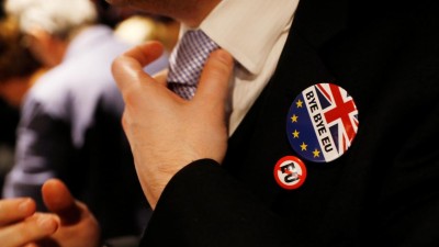 Theresa May explica brexit em texto publicado em sete países europeus