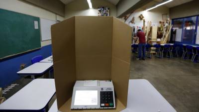 Total de 147 milhões de eleitores decidem hoje futuro do Brasil