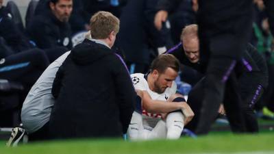 Tottenham adianta-se ao City, mas vê Kane lesionar-se