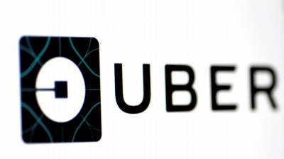 Toyota associa-se à Uber para desenvolver carros autónomos partilhados