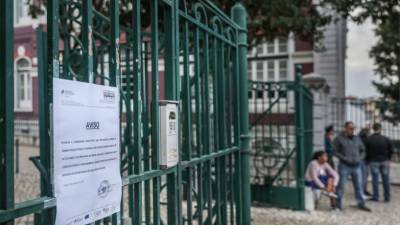 Trabalhadores não docentes em greve no dia 29 de Novembro