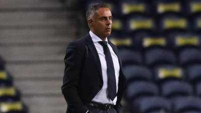 Treinador do Marítimo coloca “água na fervura” após vencer Benfica