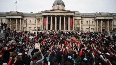 Treze detidos em protestos em Londres