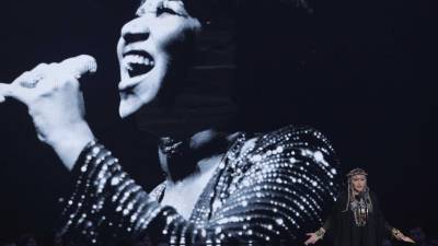 Tributo de Madonna a Aretha Franklin na noite de Camila Cabello marca Prémios MTV