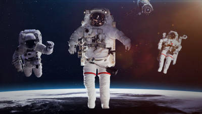 Três astronautas regressam à Terra depois de 197 dias no espaço