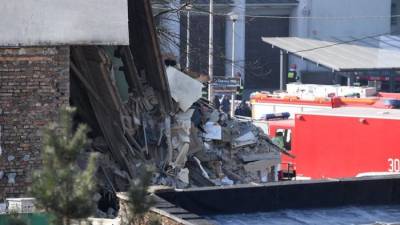 Três mortos e 21 feridos no colapso de edifício de três andares na Polónia