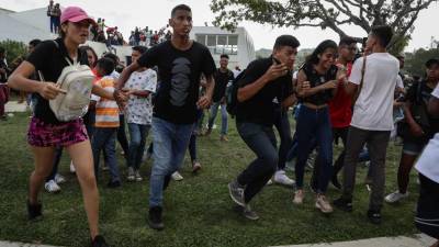 Três mortos e mais de 30 feridos na Venezuela
