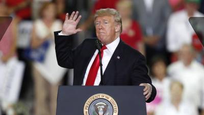 Trump acusa China de pensar que norte-americanos são “burros”