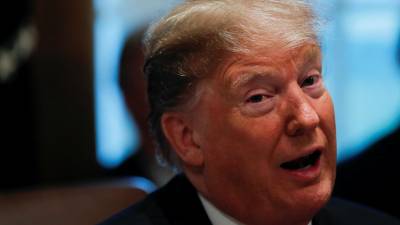 Trump diz ter “plano B, C e D” caso Nicolás Maduro não abandone o poder
