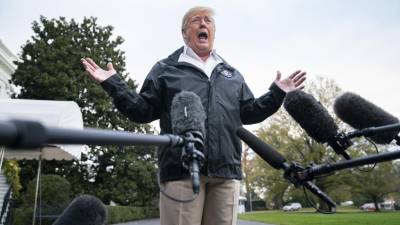 Trump manifesta “tristeza” ao visitar Paradise devastada pelos incêndios