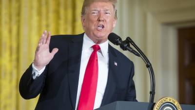 Trump ordena ao Pentágono criação de força armada do espaço