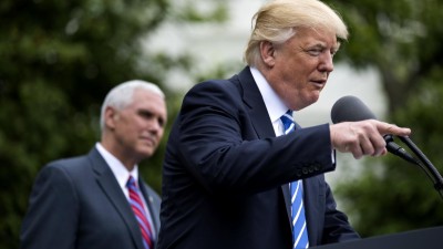 Trump reitera possibilidade de separar actividades de grandes bancos