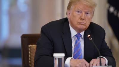Trump ‘retweeta’ vídeo de apoiante a gritar “poder branco” e depois apaga