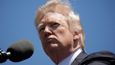 Trump revelou informação altamente classificada durante encontro com russos