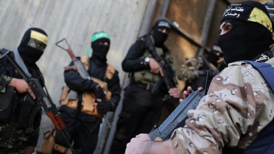 Tunísia diz que 800 jihadistas regressados estão detidos ou a ser vigiados