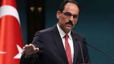 Turquia condena decisão de PR francês em assinalar o genocídio arménio de 1915