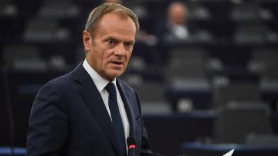 Tusk vai consultar ainda hoje líderes dos 27 sobre pedido de adiamento do Brexit