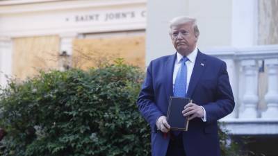 Twitter não exclui suspender conta de Donald Trump