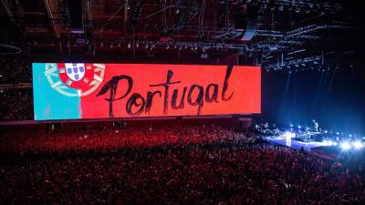 U2 cometem lapso e agradecem a Lisboa por “ter dado” Cristiano Ronaldo