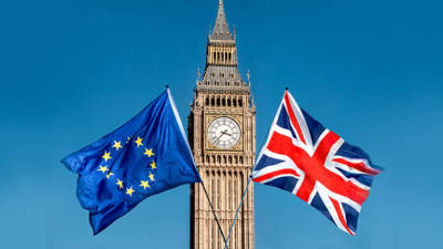 UE e Reino Unido intensificam conversações “nas próximas semanas” sobre Brexit