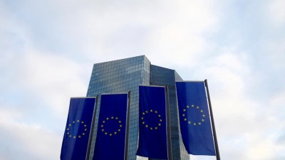 UE quer acabar em Novembro com controlo excepcional de fronteiras no espaço Schengen