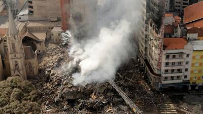 Um desaparecido em desabamento de prédio em São Paulo, vítimas podem aumentar