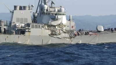 Um ferido e sete desaparecidos em colisão de navios dos Estados Unidos e das Filipinas