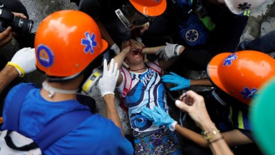 Um morto a tiro durante repressão a opositores, em Caracas